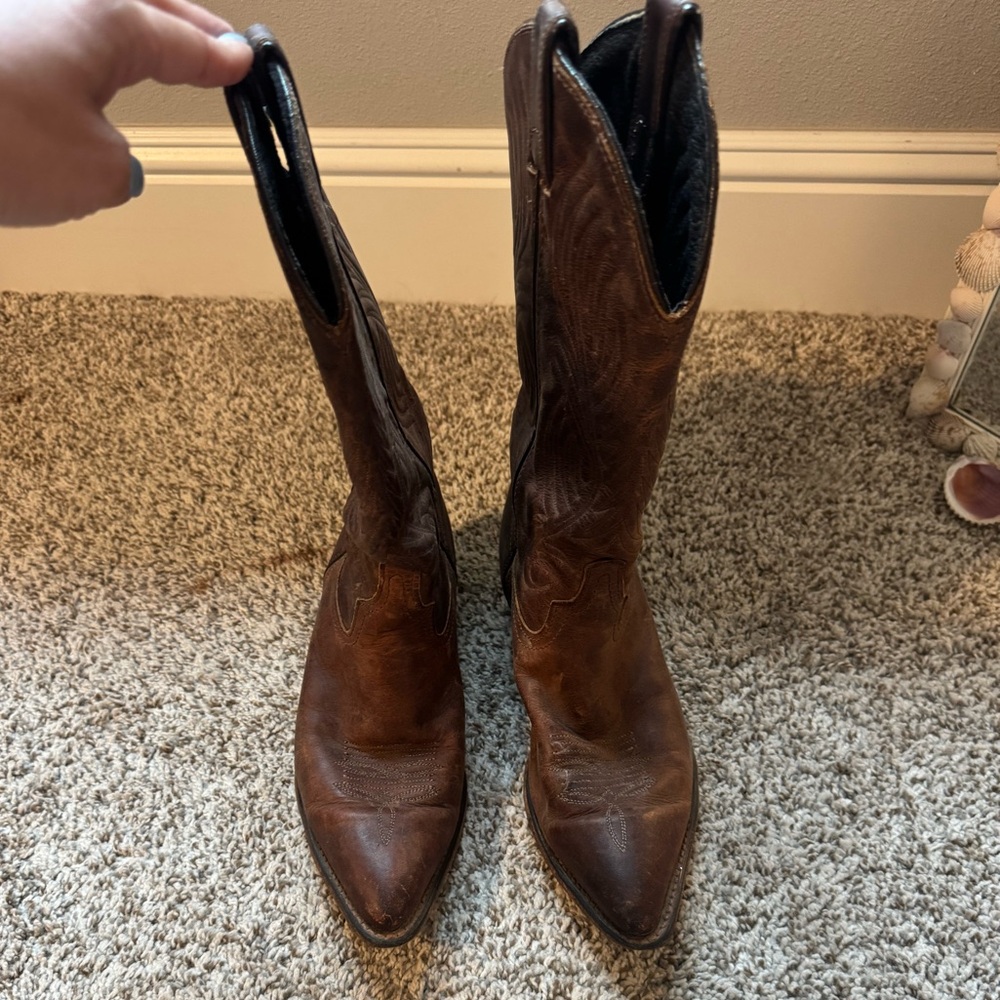Classic Women's Brown Leather Western Heeled Boots